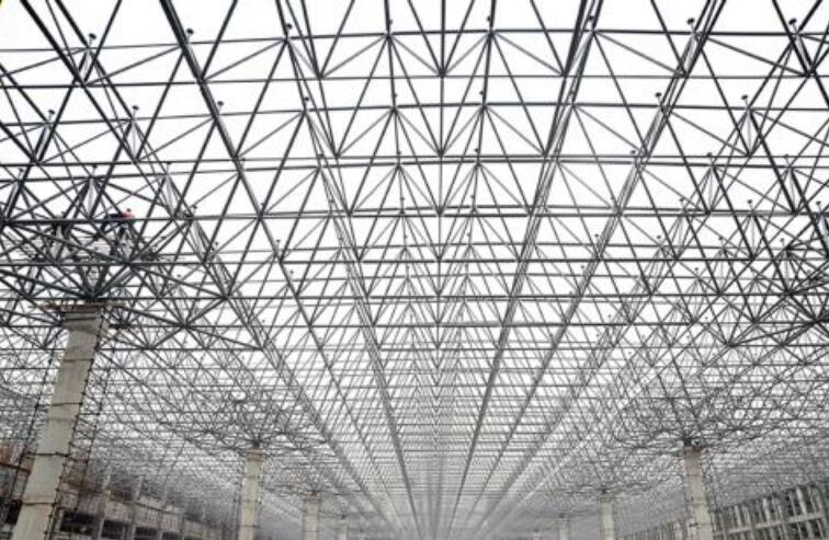 公主岭网架公司为您分享干煤棚在后期的使用保养方法